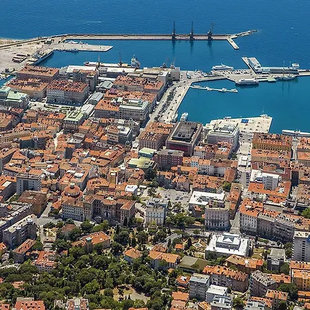 Guver Balcony & Garage * Rijeka